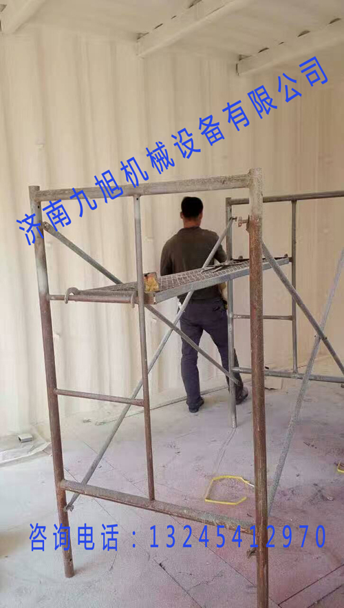 冷庫聚氨酯噴涂(圖1) 冷庫聚氨酯噴涂(圖1)
